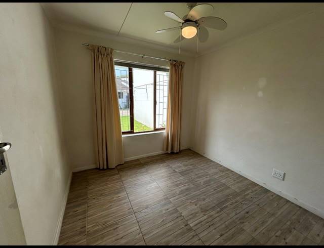 2 BEDROOM TOWNHOUSE FOR SALE IN PARADISE BEACH